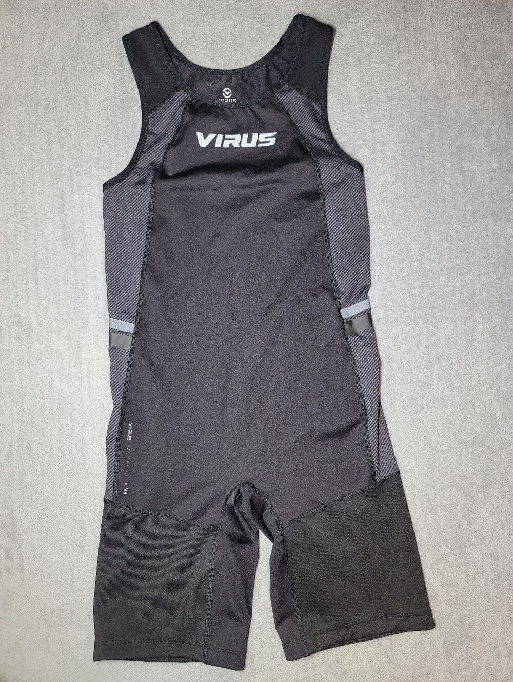 VIRUS Elevate V3 Weightlifting Singlet Women’s Size S Black Silver Bioceramic